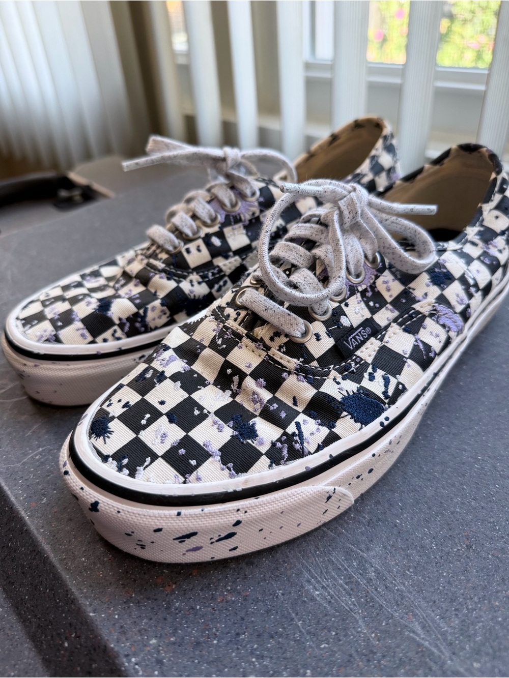 Vans Checkerboard Paint Splatter Skate Sneakers Women’s 8.5